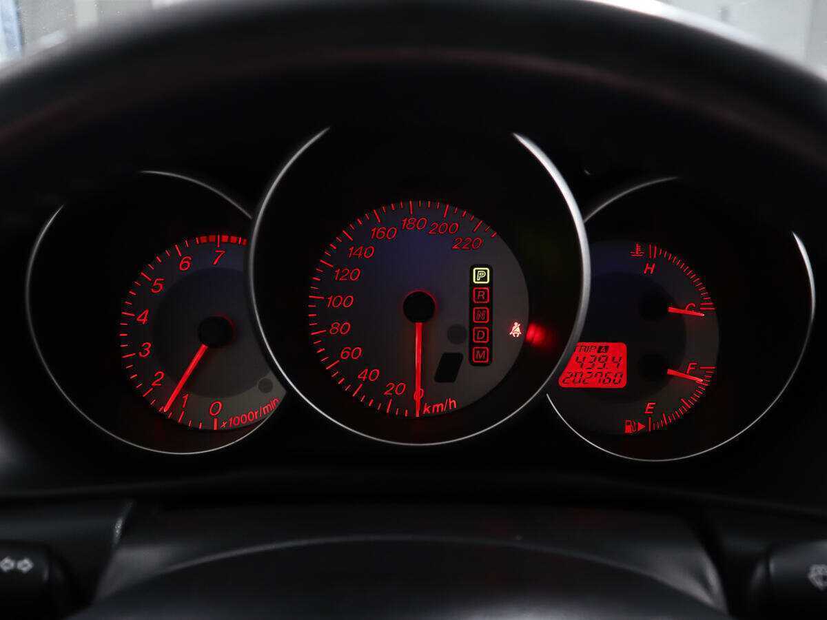 Mazda 3 с пробегом — 2008 год. Фото: #13