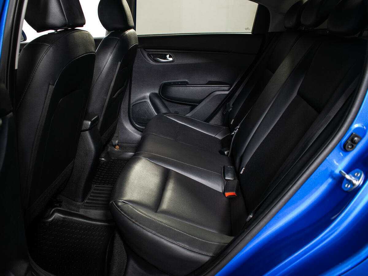 Kia Rio с пробегом — 2017 год. Фото: #7