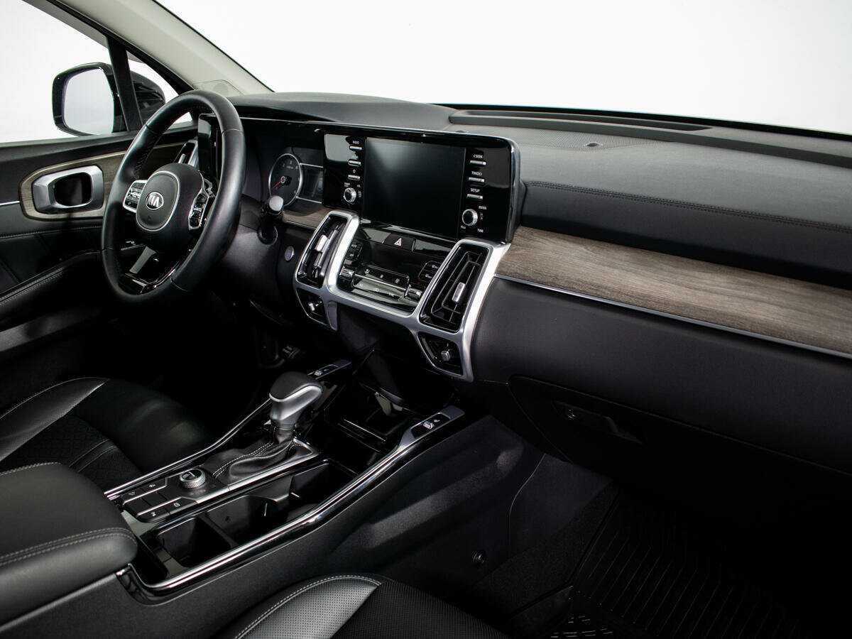 Kia Sorento с пробегом — 2021 год. Фото: #4