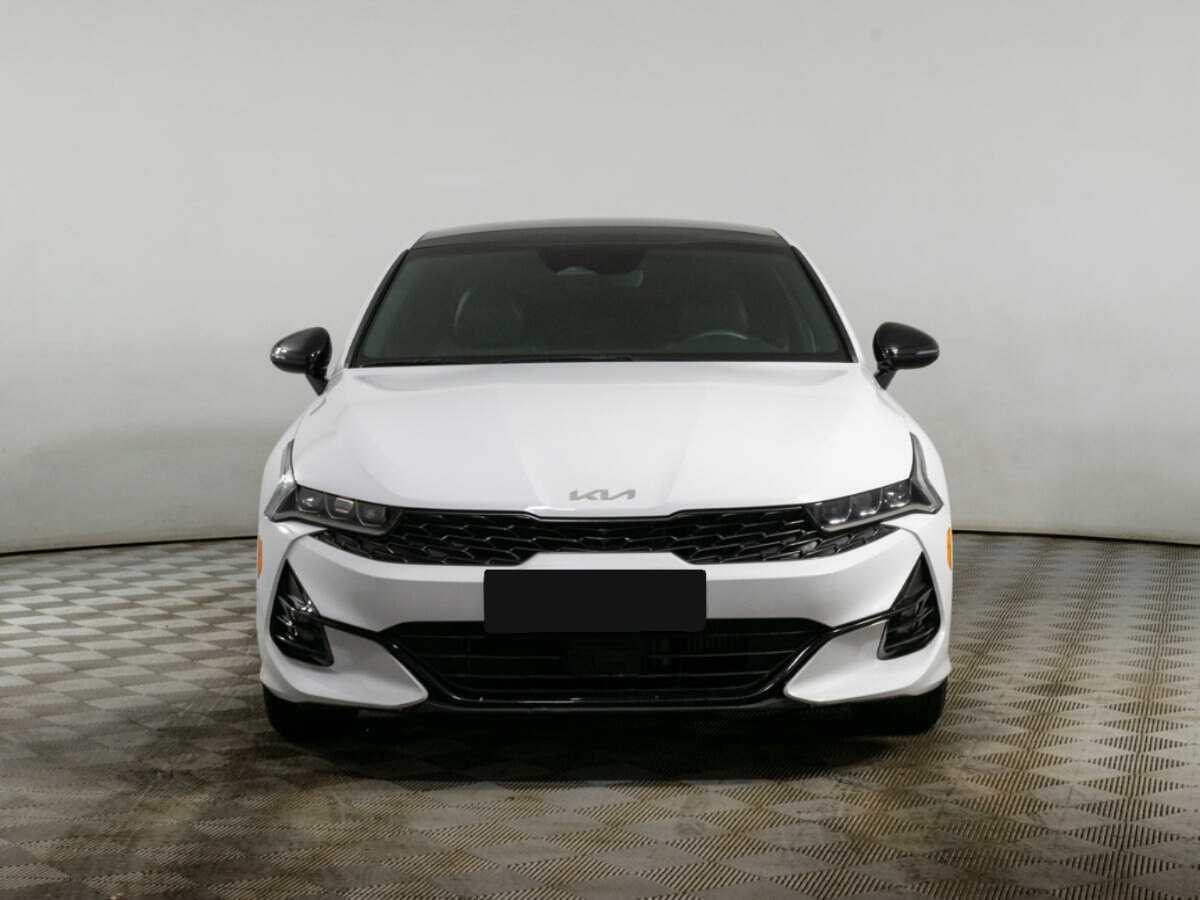 Kia K5 с пробегом — 2023 год. Фото: #1