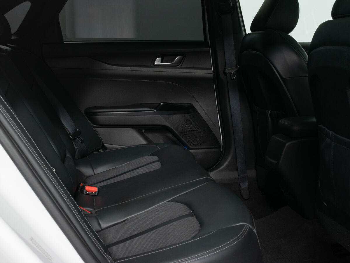 Kia K5 с пробегом — 2023 год. Фото: #13