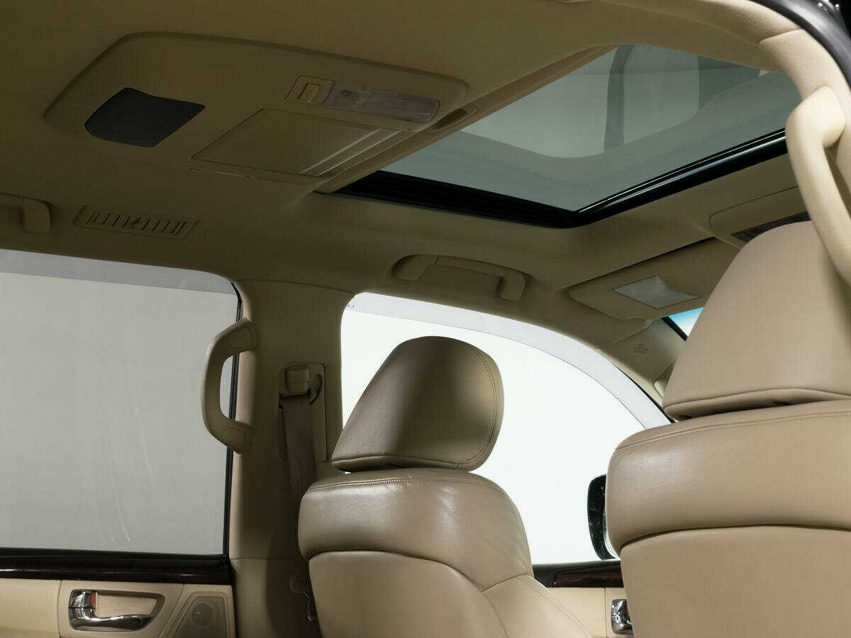 Lexus LX с пробегом — 2008 год. Фото: #13