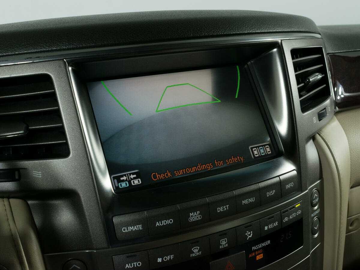 Lexus LX с пробегом — 2008 год. Фото: #22