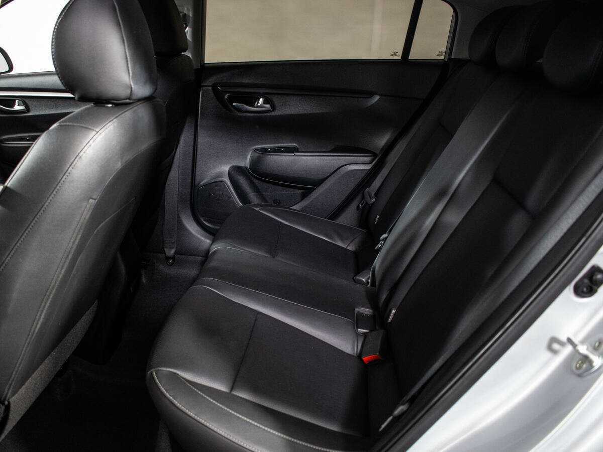 Kia Rio с пробегом — 2021 год. Фото: #9