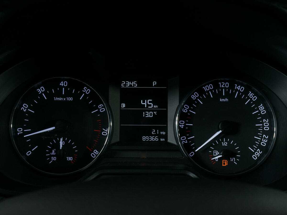 Skoda Octavia с пробегом — 2017 год. Фото: #9