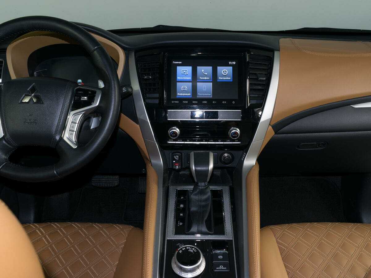 Mitsubishi Montero Sport с пробегом — 2022 год. Фото: #8