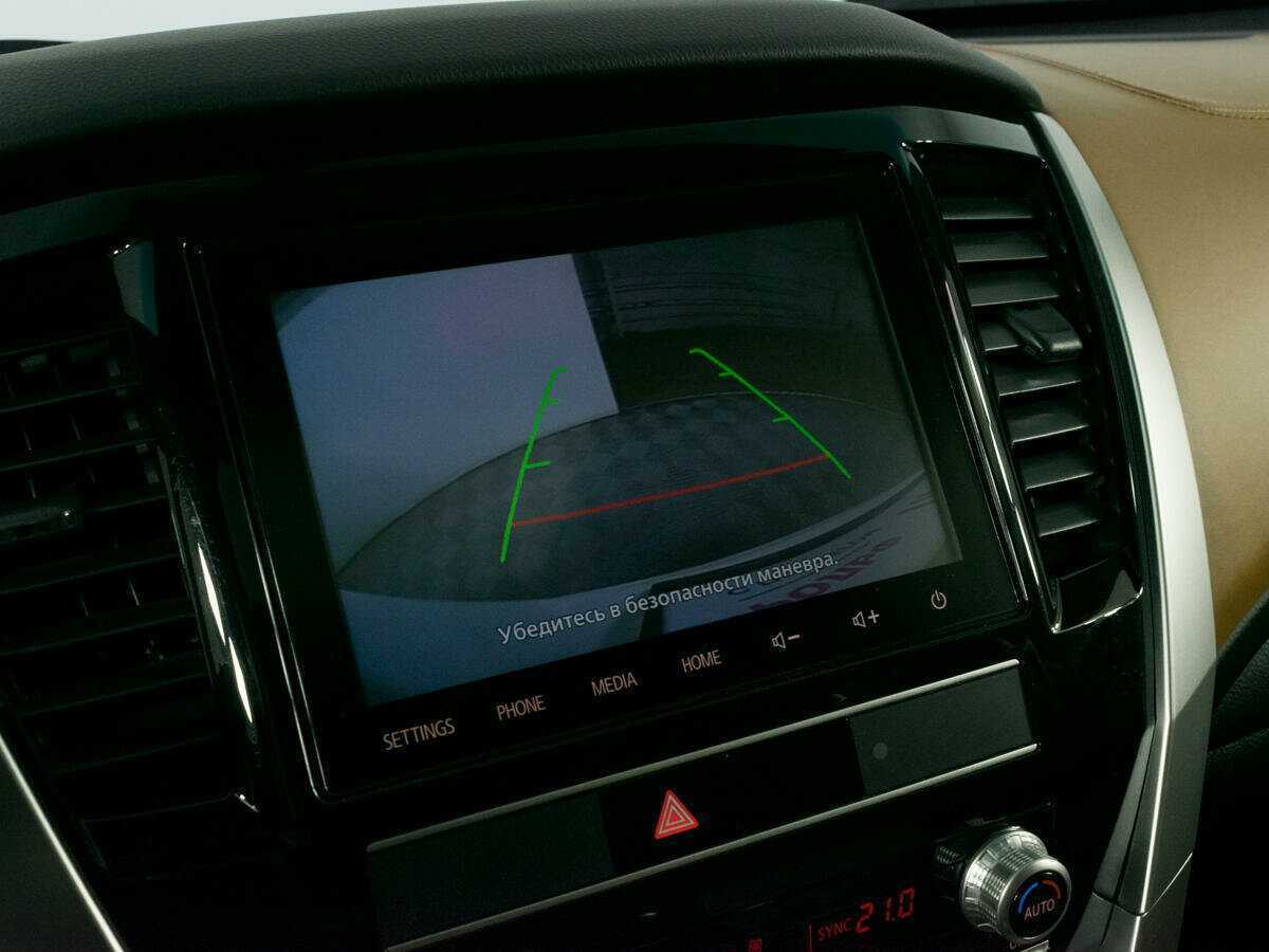 Mitsubishi Montero Sport с пробегом — 2022 год. Фото: #17