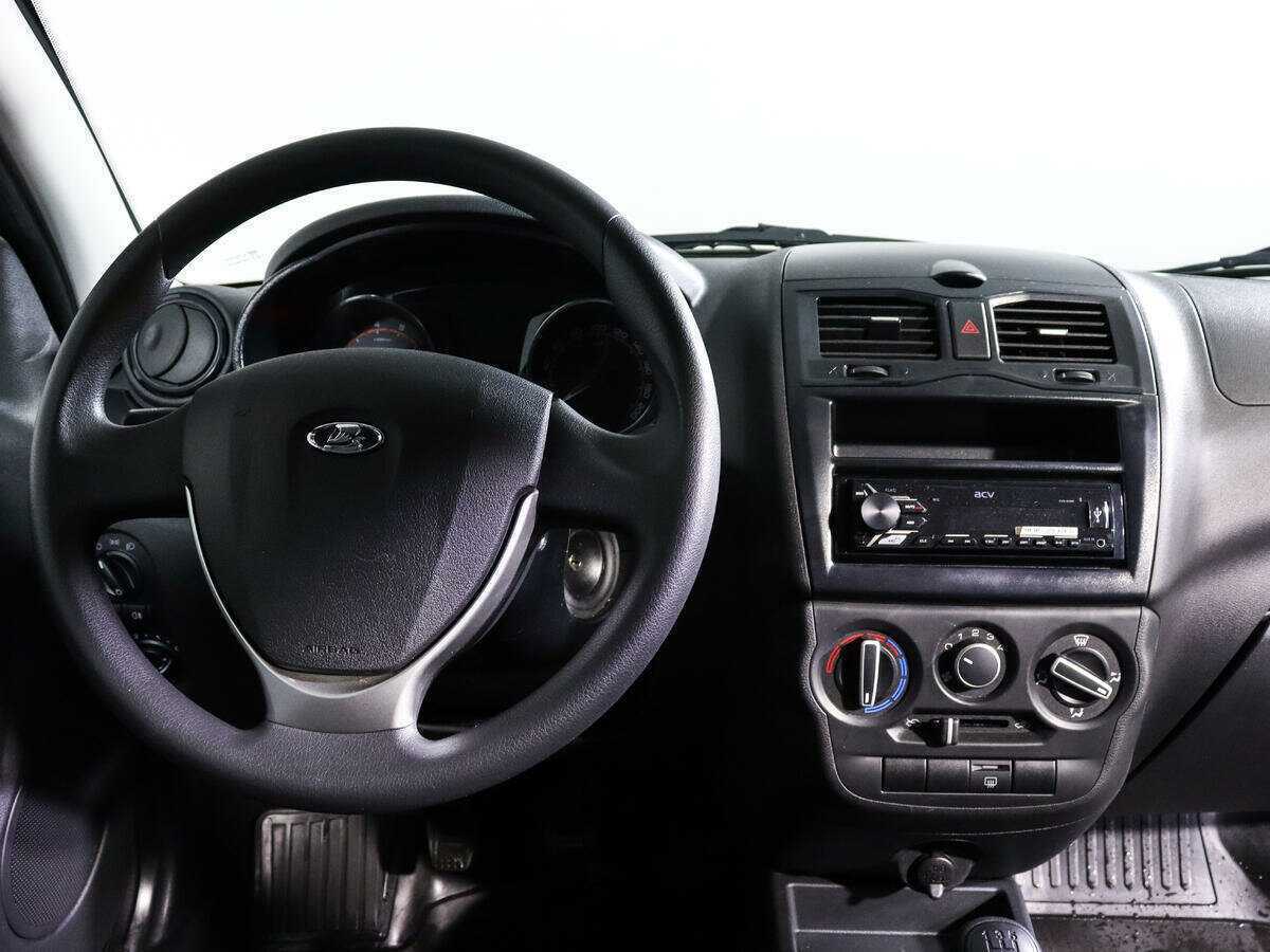 Lada (ВАЗ) Granta с пробегом — 2023 год. Фото: #10