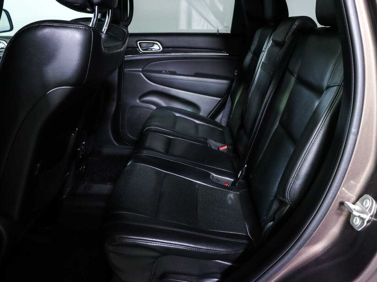 Jeep Grand Cherokee с пробегом — 2017 год. Фото: #7