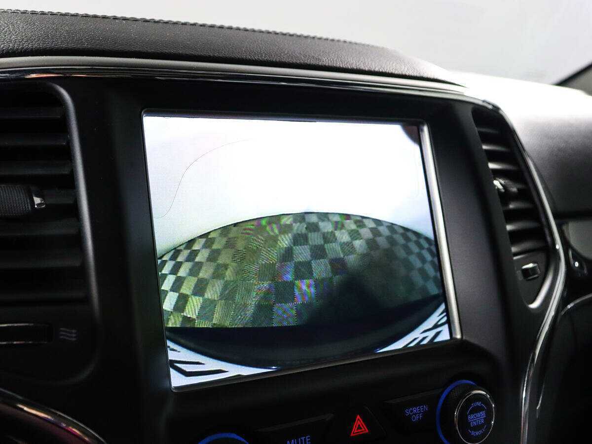 Jeep Grand Cherokee с пробегом — 2017 год. Фото: #12