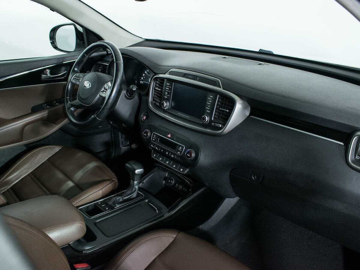 Kia Sorento с пробегом — 2018 год. Фото: #8