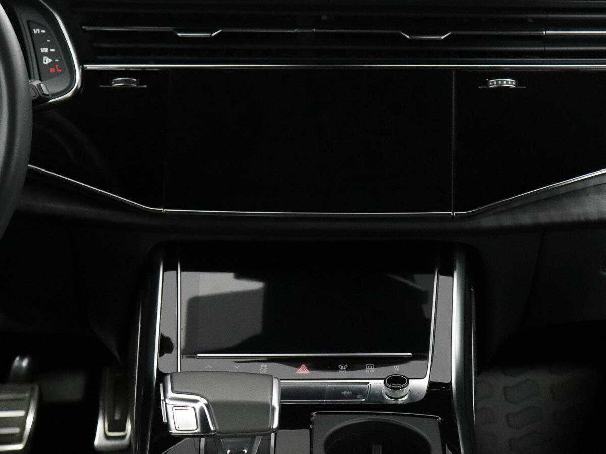 Audi Q8 с пробегом — 2019 год. Фото: #16