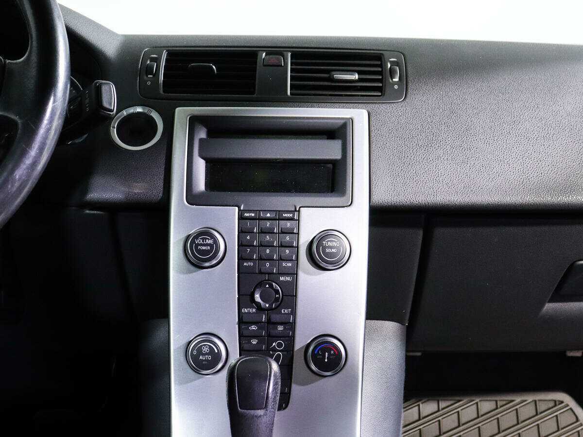 Volvo S40 с пробегом — 2011 год. Фото: #12