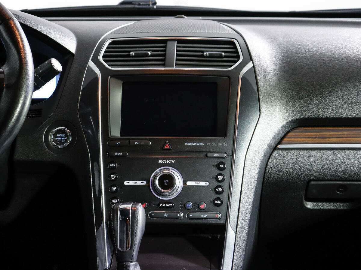 Ford Explorer с пробегом — 2019 год. Фото: #10