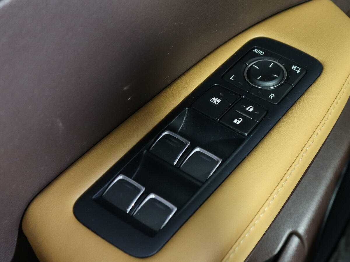 Lexus RX с пробегом — 2018 год. Фото: #18