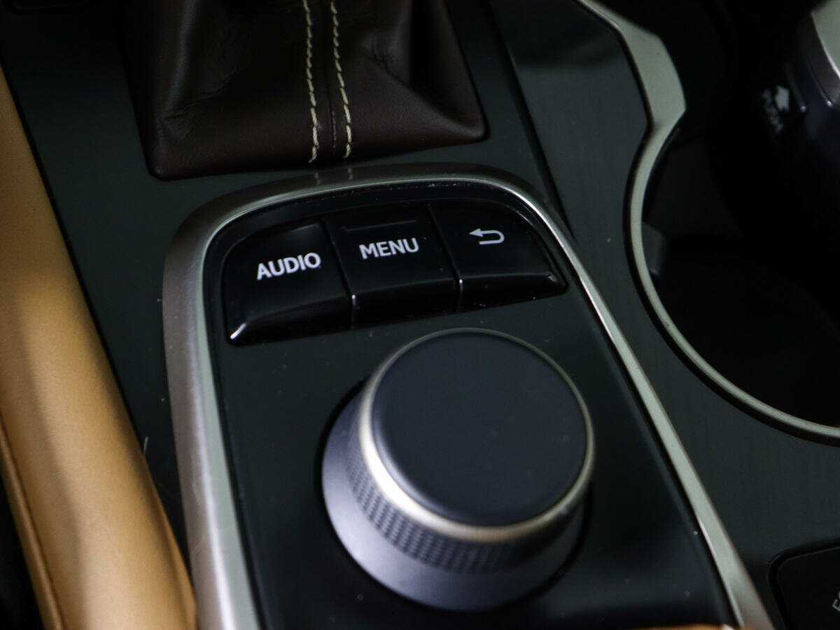 Lexus RX с пробегом — 2018 год. Фото: #27