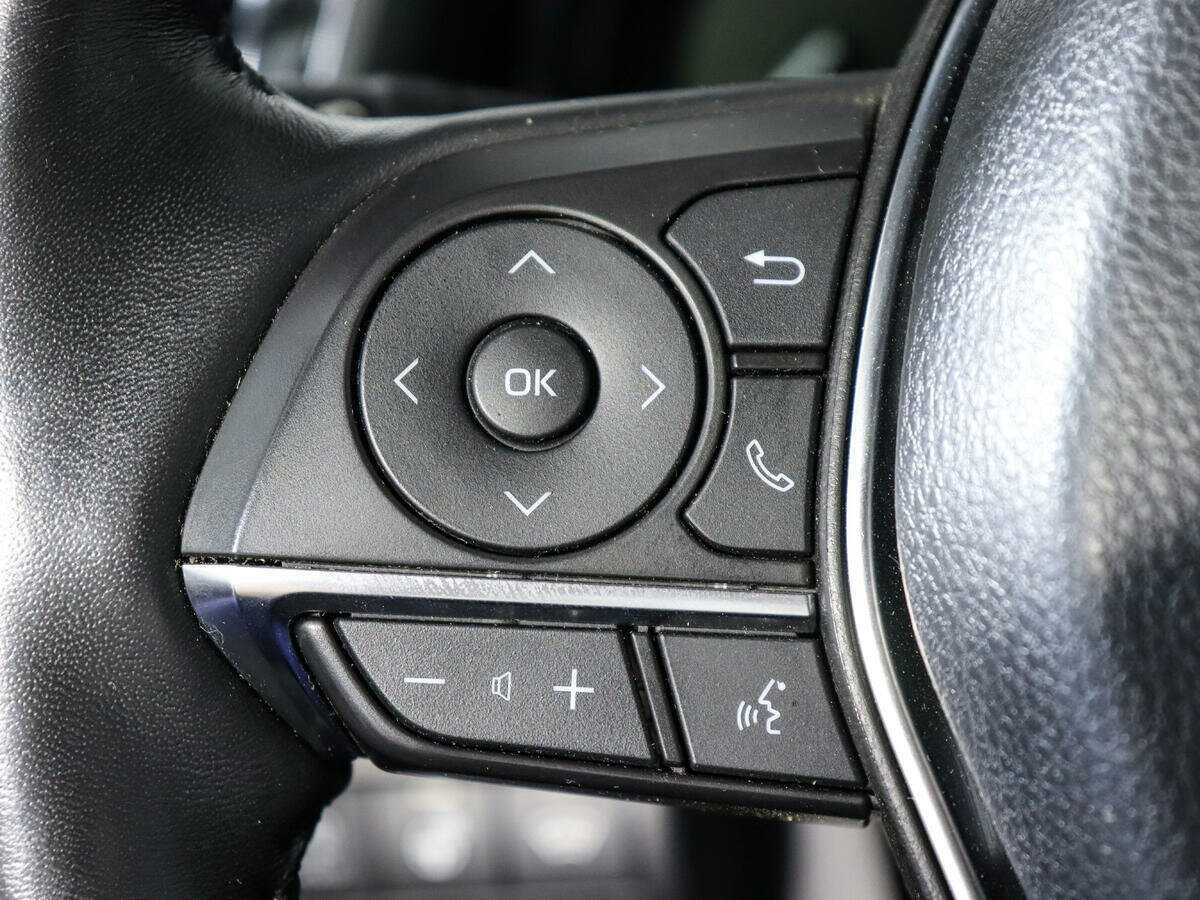 Toyota Camry с пробегом — 2021 год. Фото: #14