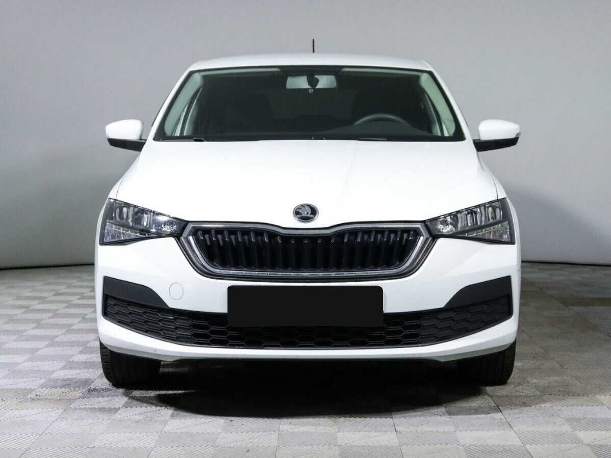 Skoda Rapid с пробегом — 2021 год. Фото: #1