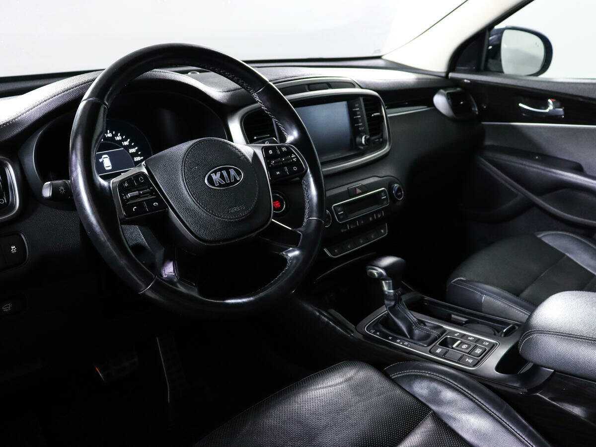 Kia Sorento с пробегом — 2019 год. Фото: #11