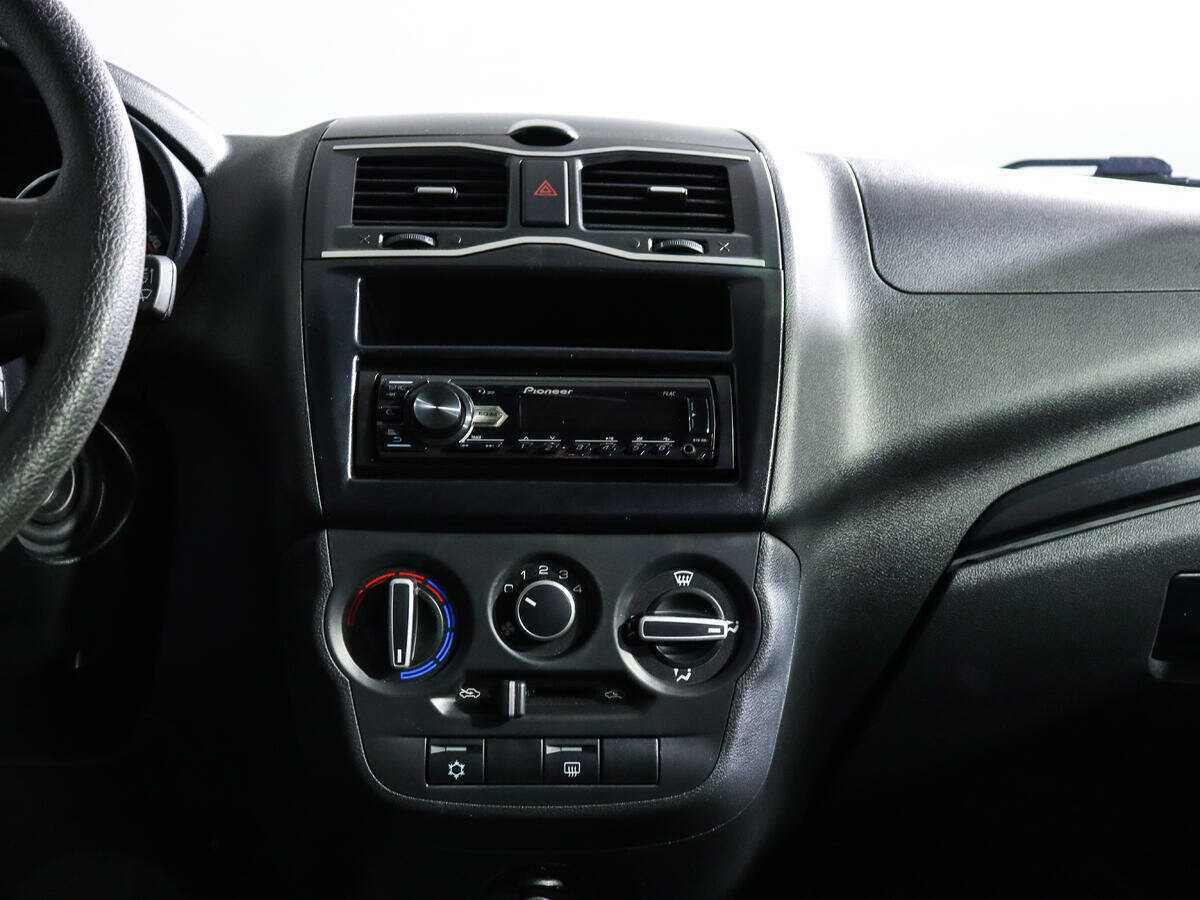 Lada (ВАЗ) Granta с пробегом — 2022 год. Фото: #10