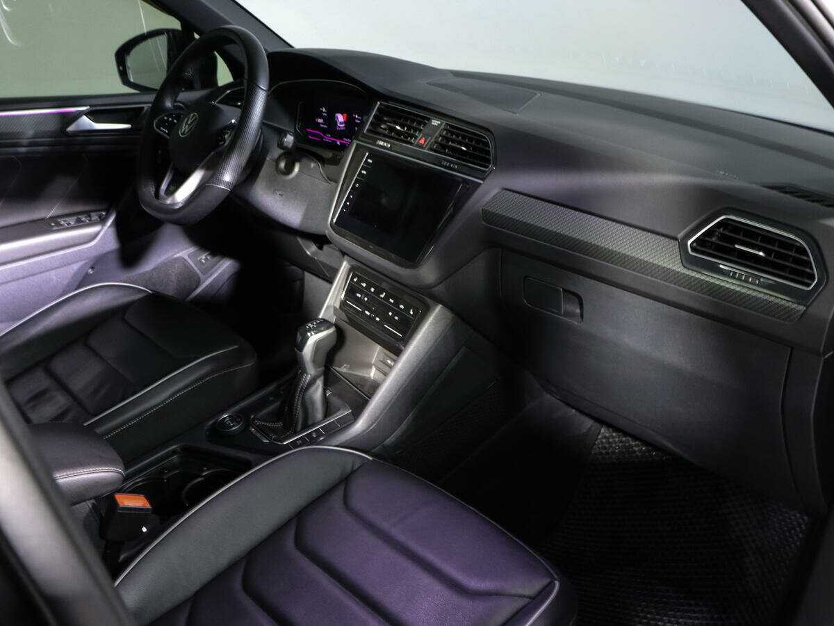 Volkswagen Tiguan с пробегом — 2021 год. Фото: #6