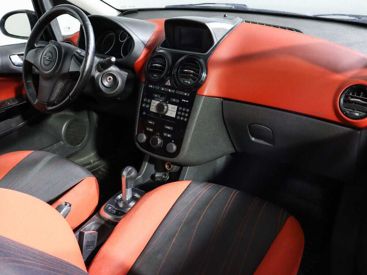 Opel Corsa с пробегом — 2009 год. Фото: #7