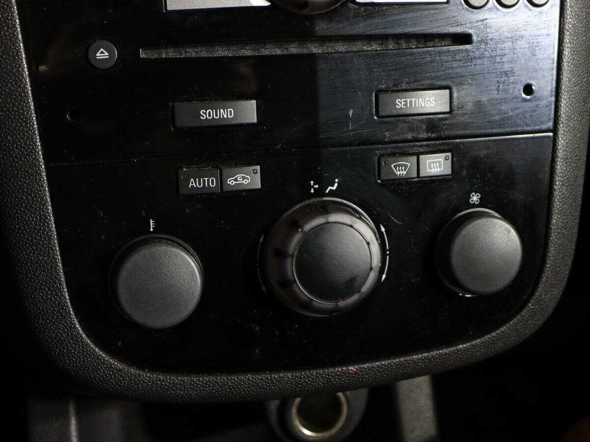 Opel Corsa с пробегом — 2009 год. Фото: #13