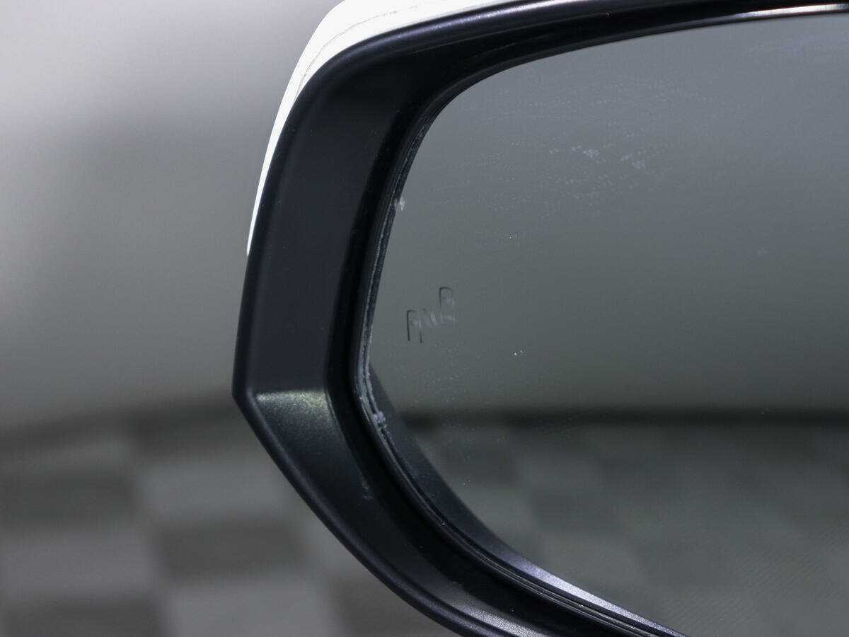 Toyota RAV4 с пробегом — 2020 год. Фото: #16