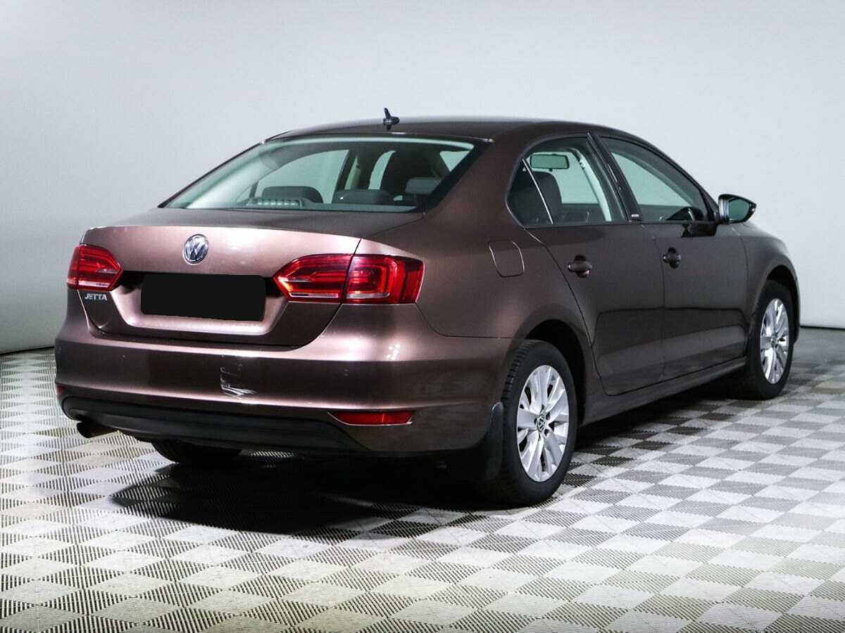 Volkswagen Jetta с пробегом — 2014 год. Фото: #4