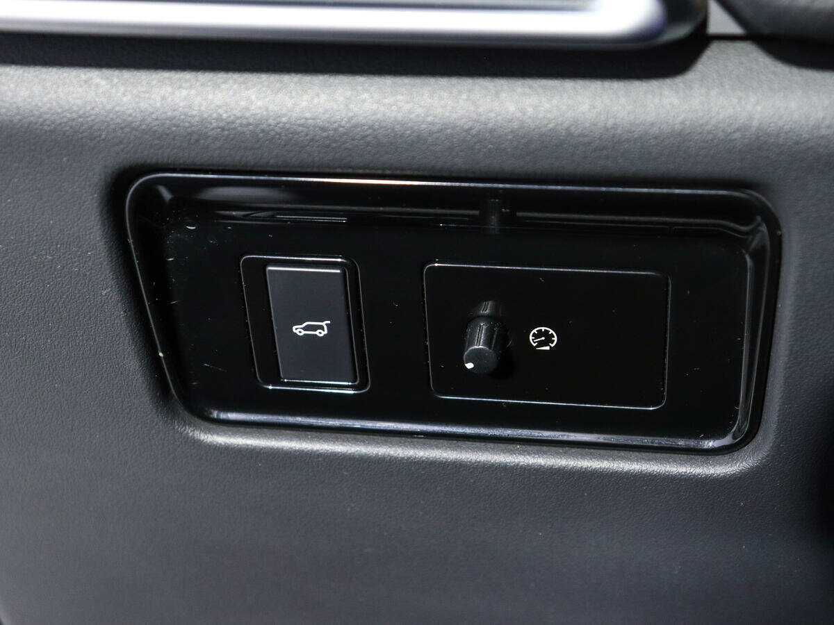 Jaguar F-Pace с пробегом — 2016 год. Фото: #20