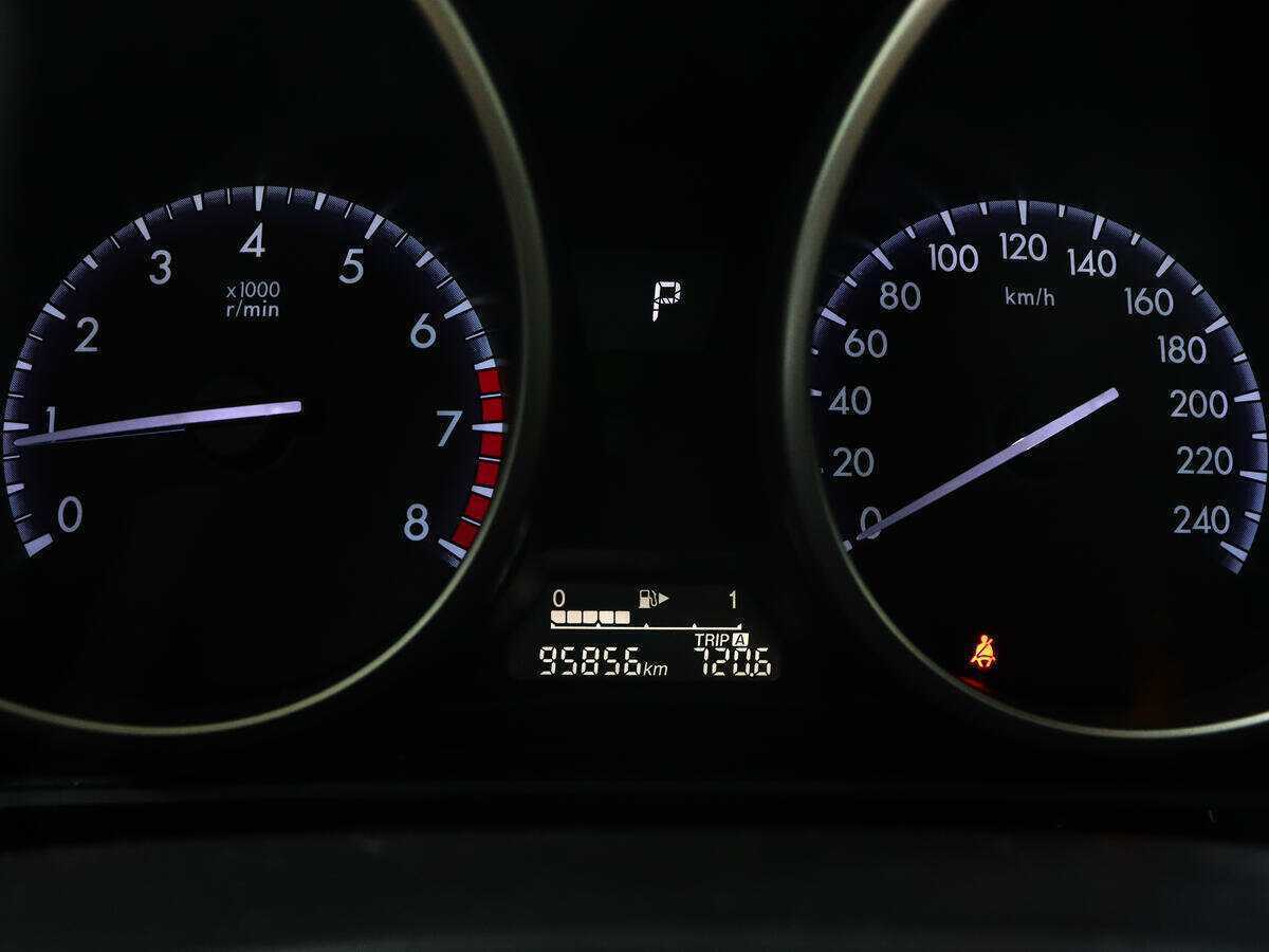 Mazda 3 с пробегом — 2013 год. Фото: #10