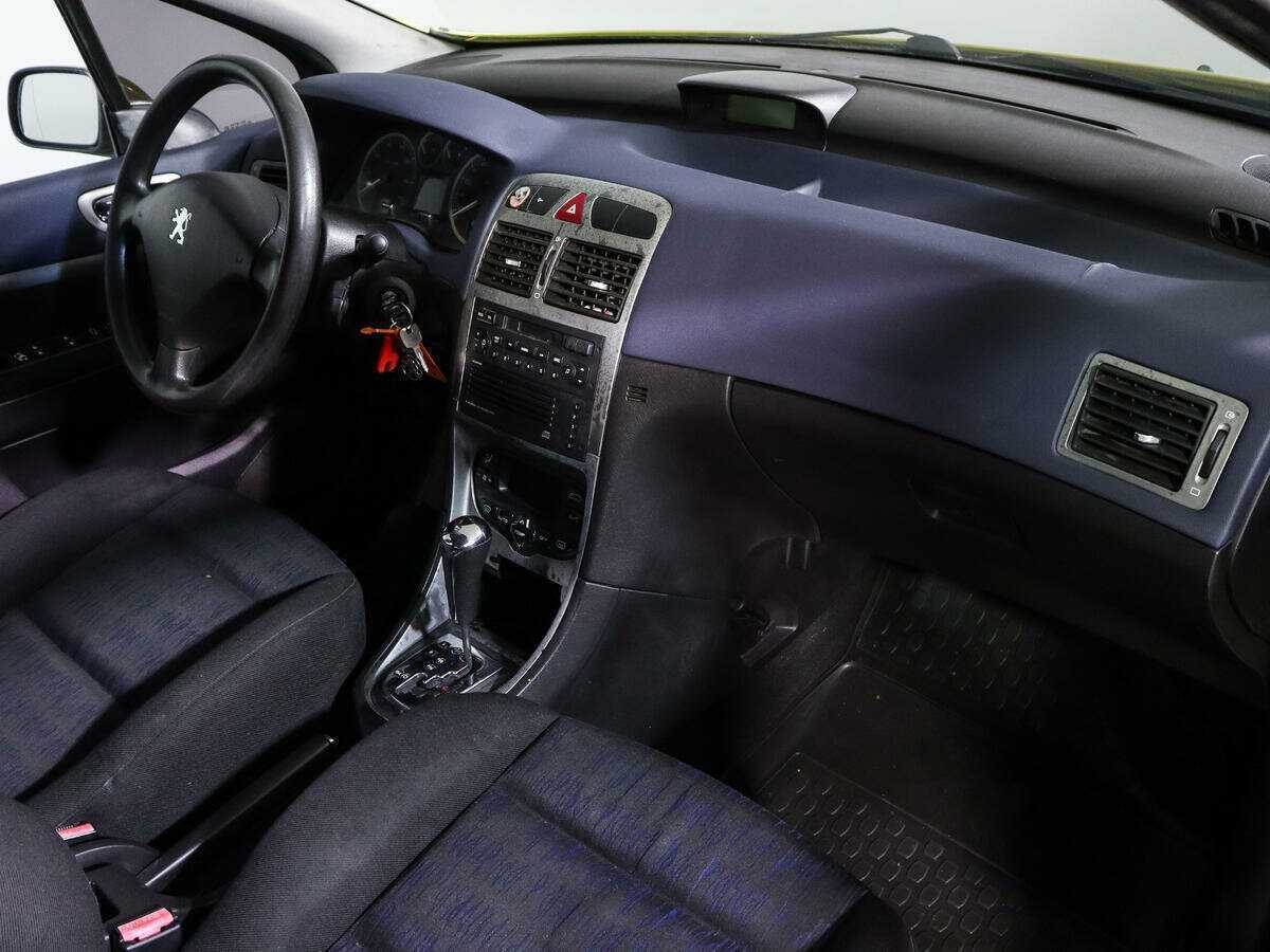 Peugeot 307 с пробегом — 2004 год. Фото: #6