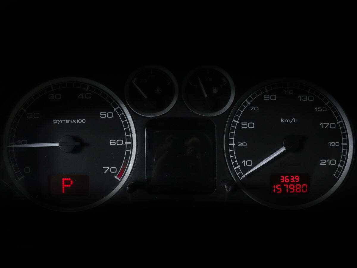 Peugeot 307 с пробегом — 2004 год. Фото: #7