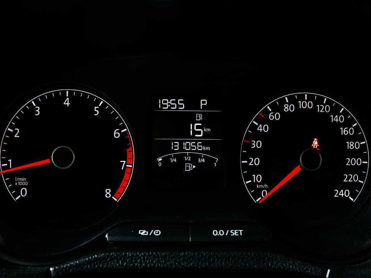 Volkswagen Polo с пробегом — 2018 год. Фото: #8