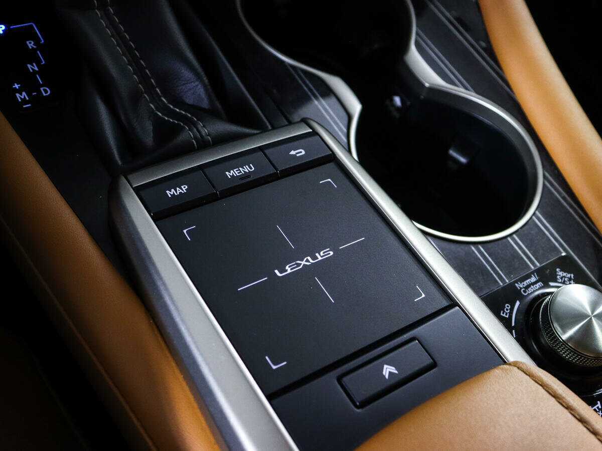 Lexus RX с пробегом — 2020 год. Фото: #22