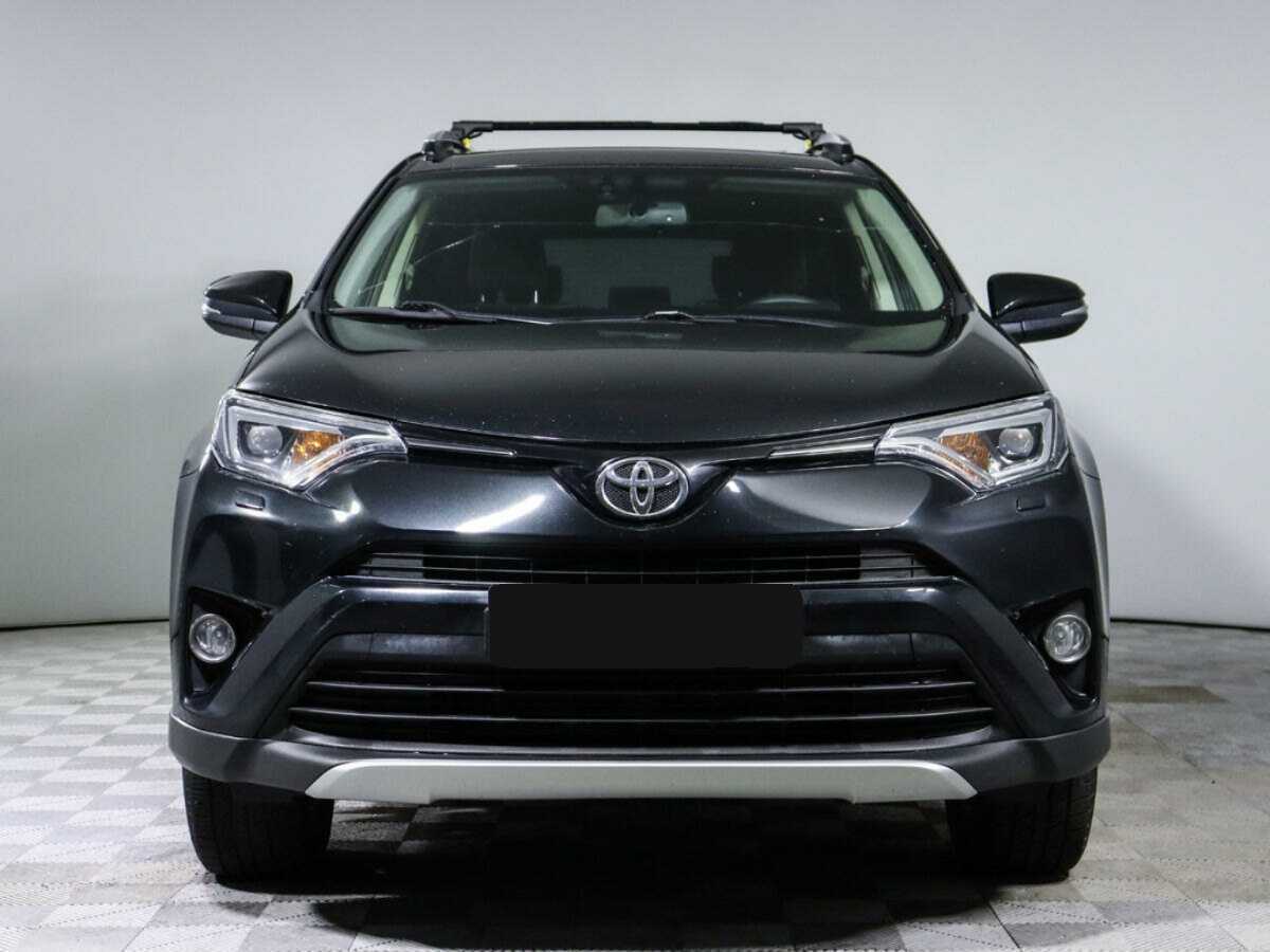Toyota RAV4 с пробегом — 2015 год. Фото: #1
