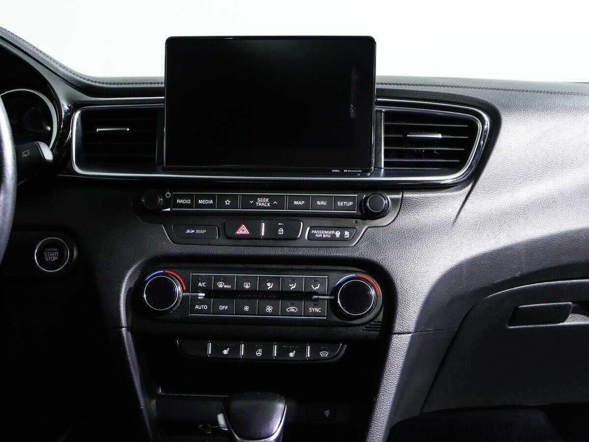 Kia Ceed с пробегом — 2018 год. Фото: #11