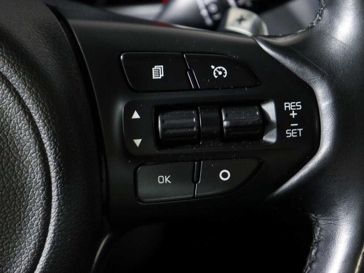 Kia Sorento с пробегом — 2017 год. Фото: #23