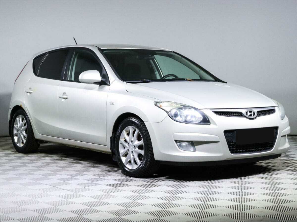 Hyundai i30 с пробегом — 2009 год. Фото: #2