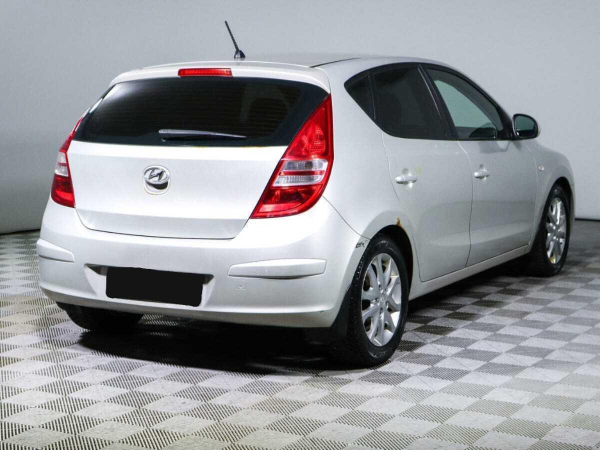 Hyundai i30 с пробегом — 2009 год. Фото: #4