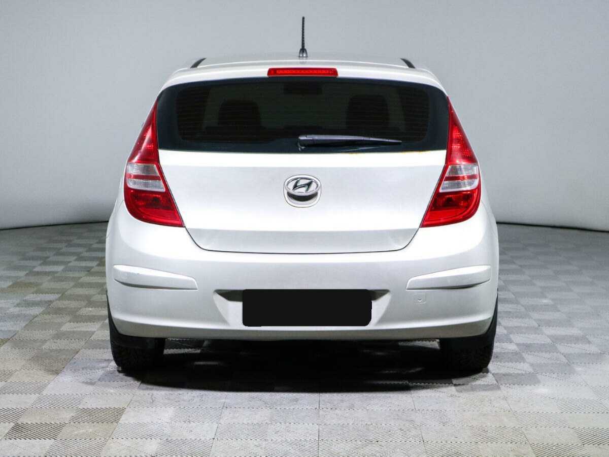 Hyundai i30 с пробегом — 2009 год. Фото: #5