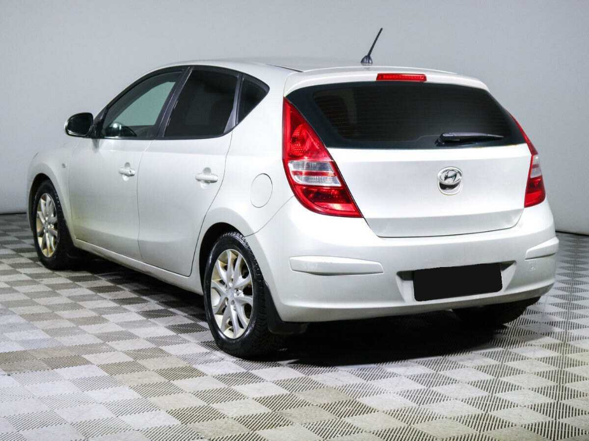 Hyundai i30 с пробегом — 2009 год. Фото: #6