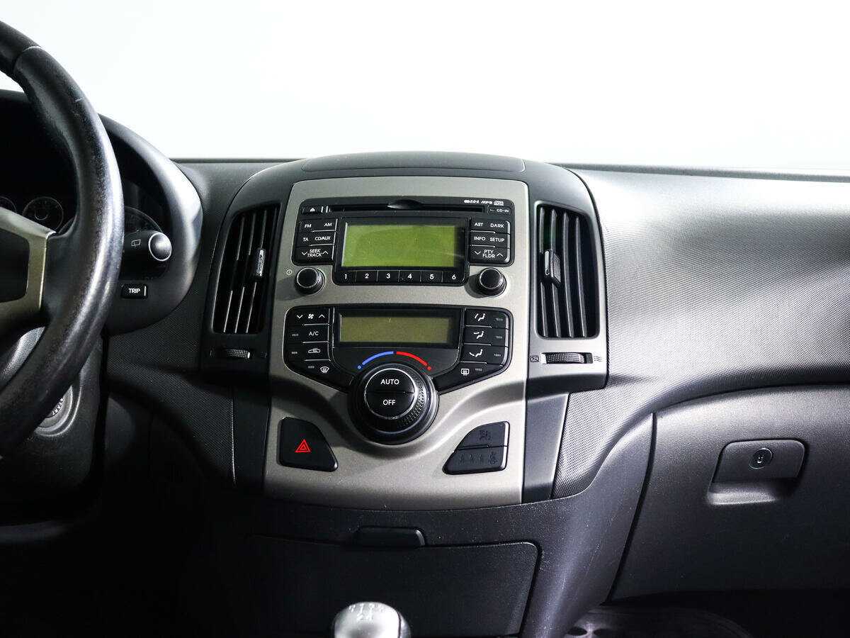 Hyundai i30 с пробегом — 2009 год. Фото: #12