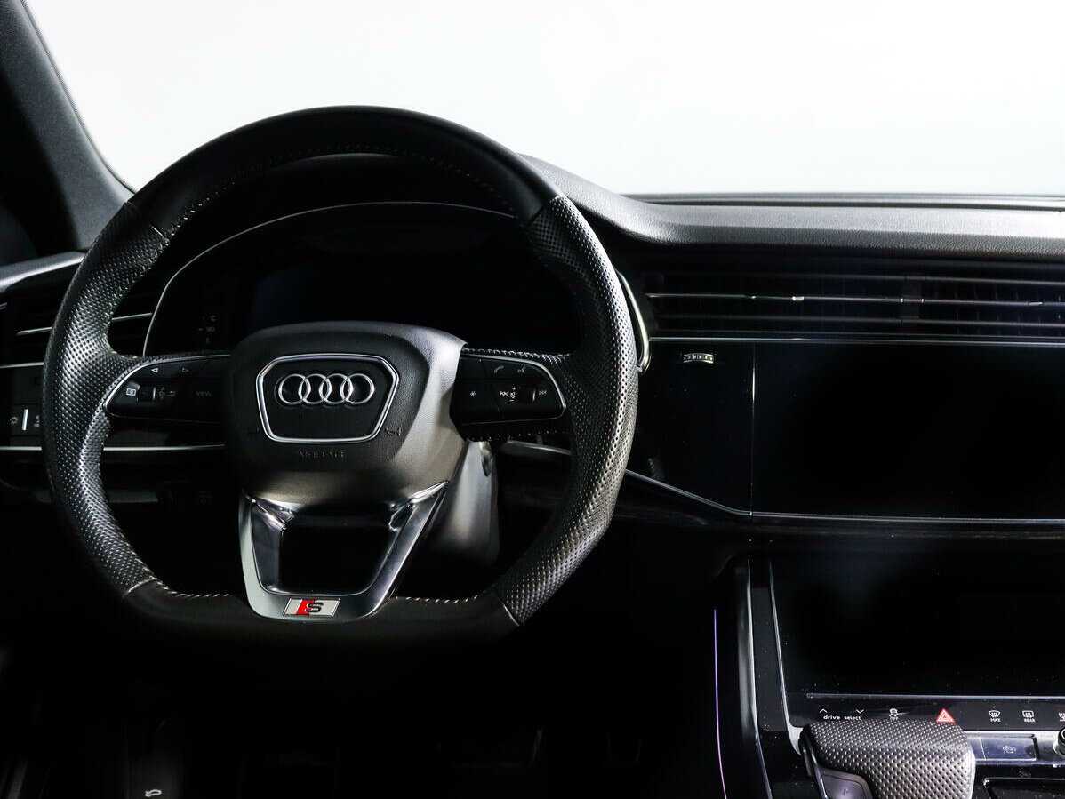 Audi Q8 с пробегом — 2019 год. Фото: #9