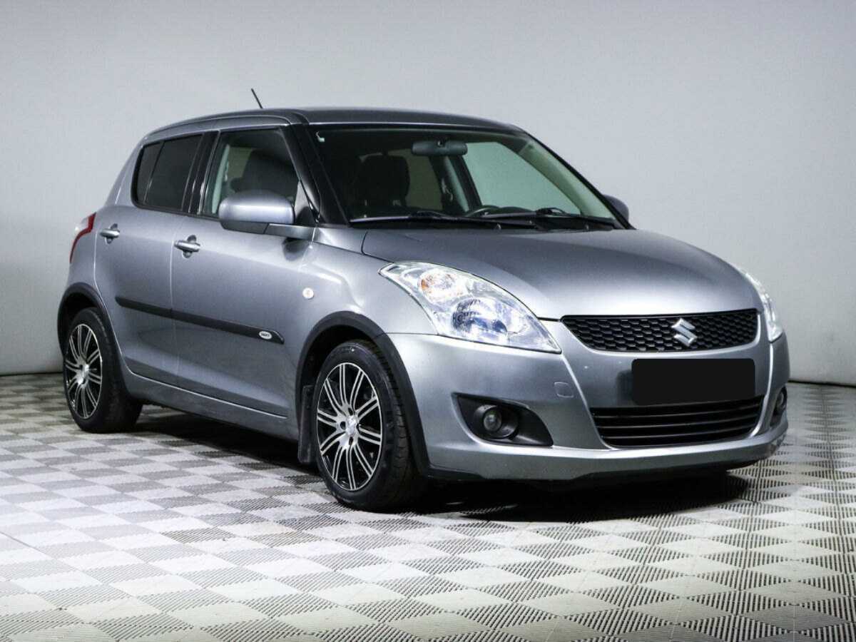 Suzuki Swift с пробегом — 2011 год. Фото: #2