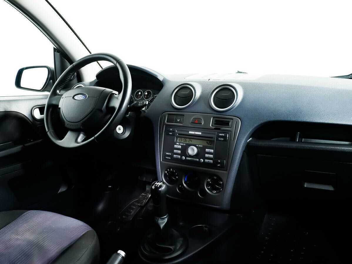 Ford Fusion с пробегом — 2008 год. Фото: #7