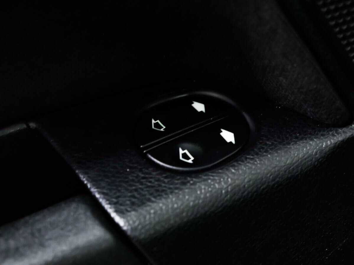 Ford Fusion с пробегом — 2008 год. Фото: #12