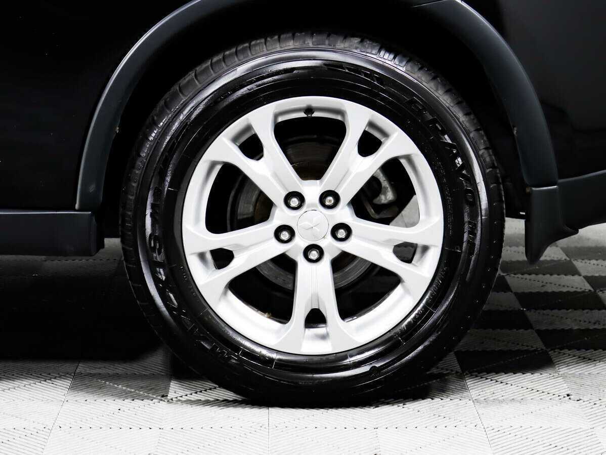 Mitsubishi Outlander с пробегом — 2014 год. Фото: #13