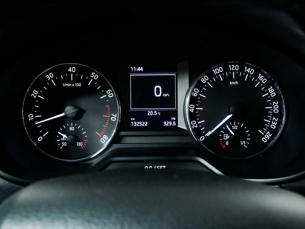 Skoda Octavia с пробегом — 2014 год. Фото: #9