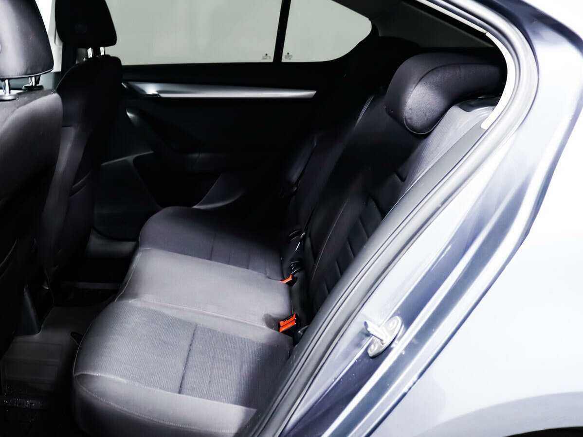 Skoda Octavia с пробегом — 2014 год. Фото: #11
